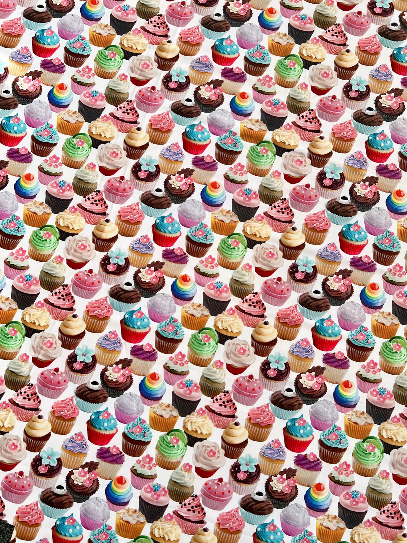 440 Lycra matt Cupcakes