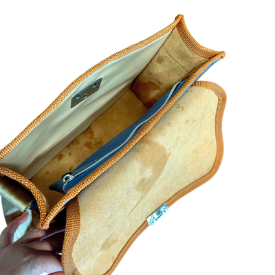 Umhängetasche aus Turngeräten