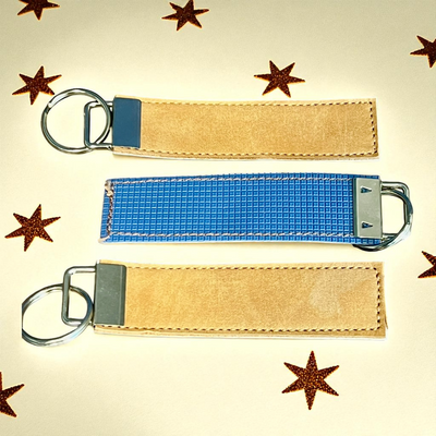 Schlüsselanhänger Turnmatte & Leder (personalisiert)