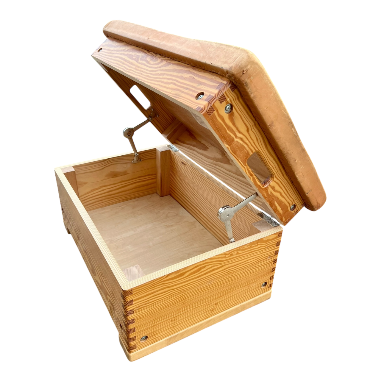 Truhe aus Turnkasten/ Sprungkasten Upcycling